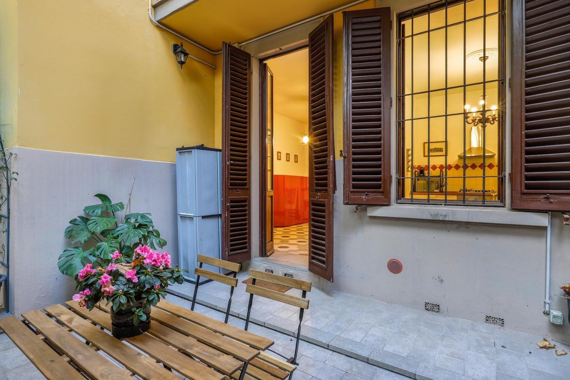 One-Bedroom Apartment With Patio Florencia Exterior foto